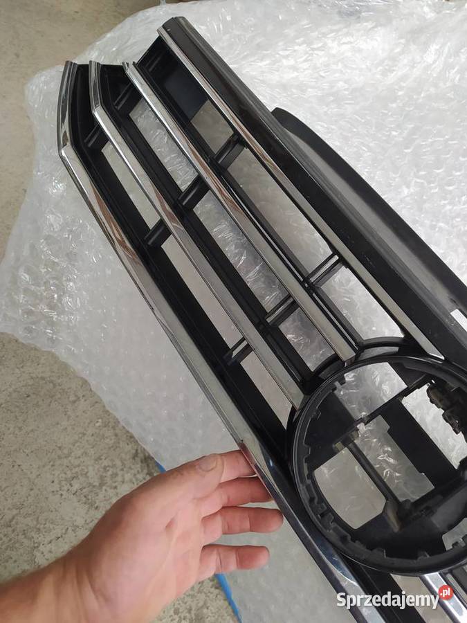 Atrapa przednią grill passat b8 lift r line Rzeszów sprzedam