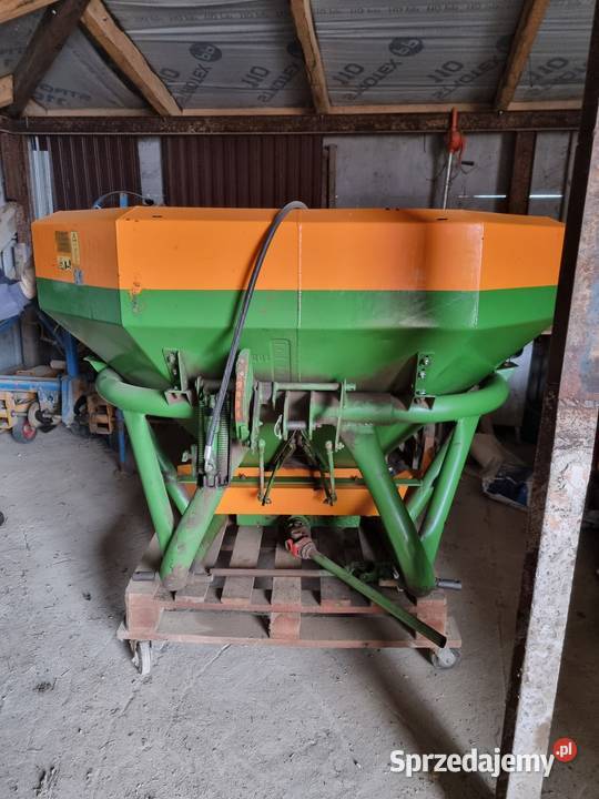 Rozsiewacz nawozów Amazone F 1204 R Amazone Bukowiany