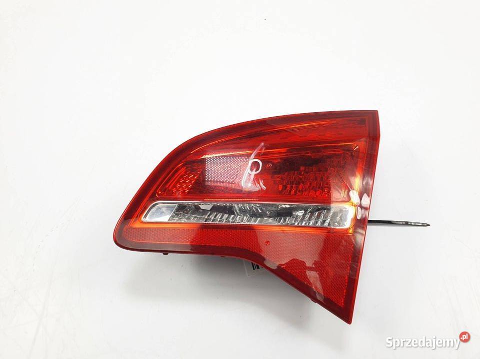 LAMPA W KLAPE PRAWA OPEL MERIVA B 21628003 Lipno