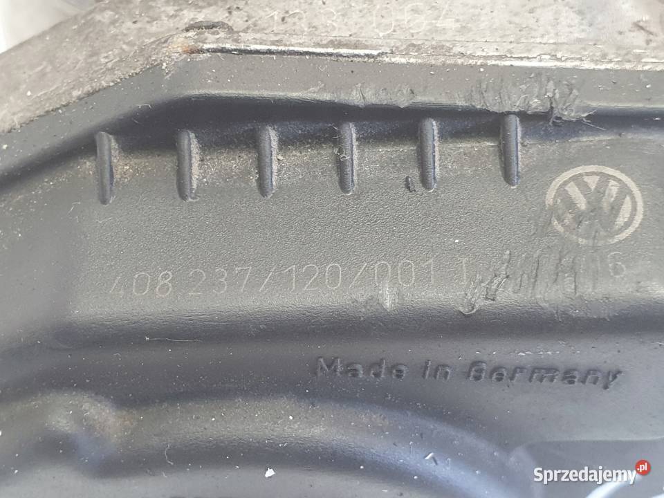 VW Sharan 28 VR6 PRZEPUSTNICA 021133064 Przepustnice Janów
