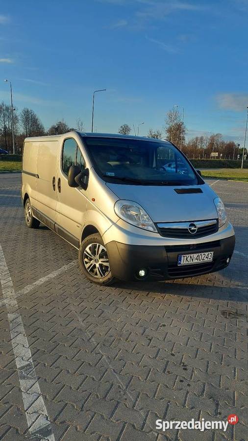 Opel Vivaro 2xdrzwi klima 20 super stan świętokrzyskie