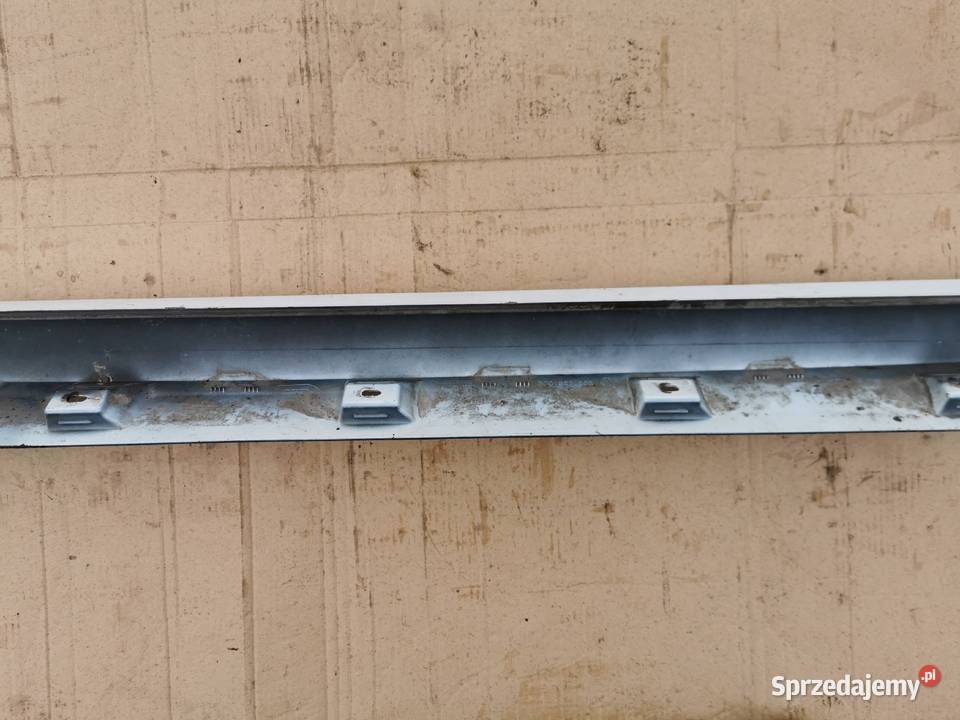 Listwa progowa prawa vw volkswagen passat b8