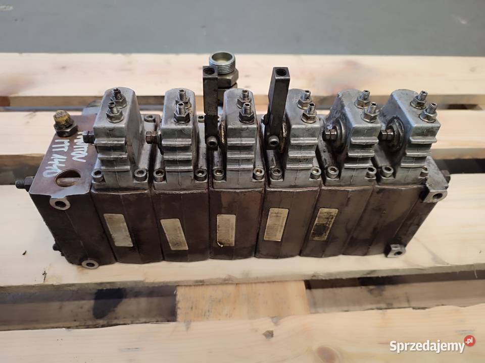 Rozdzielacz hydrauliczny 157B56100 MANITOU wielkopolskie Wilkowo