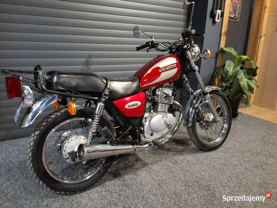 Suzuki GN SUZUKI GN 125 zadbany żywy kolor raty Stare Miasto