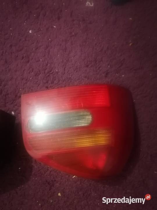 Lampy tylnie Audi A3 8LTanio osobowe Wałbrzych sprzedam