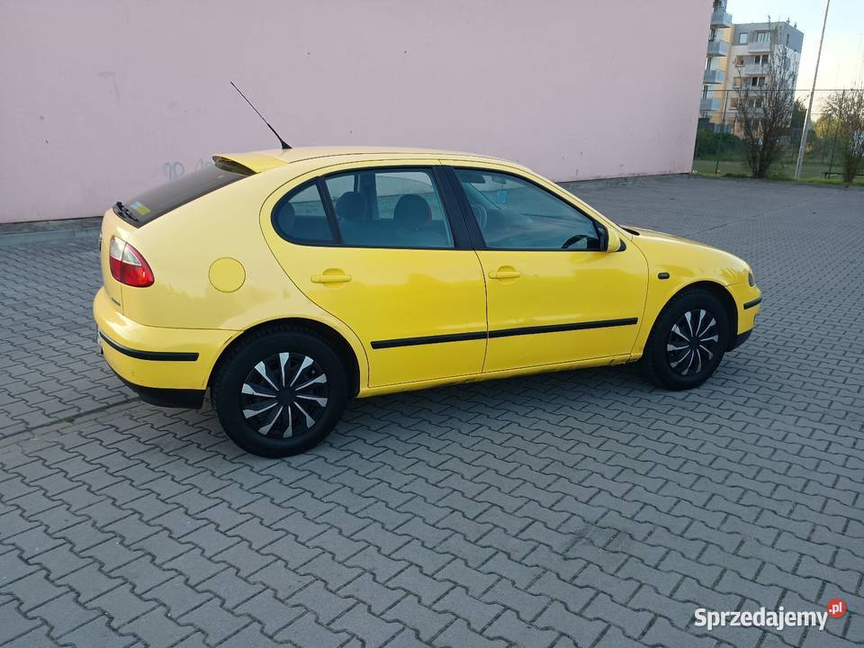 Seat Leon benzyna 16 SR 2003 roku Oleśnica sprzedam