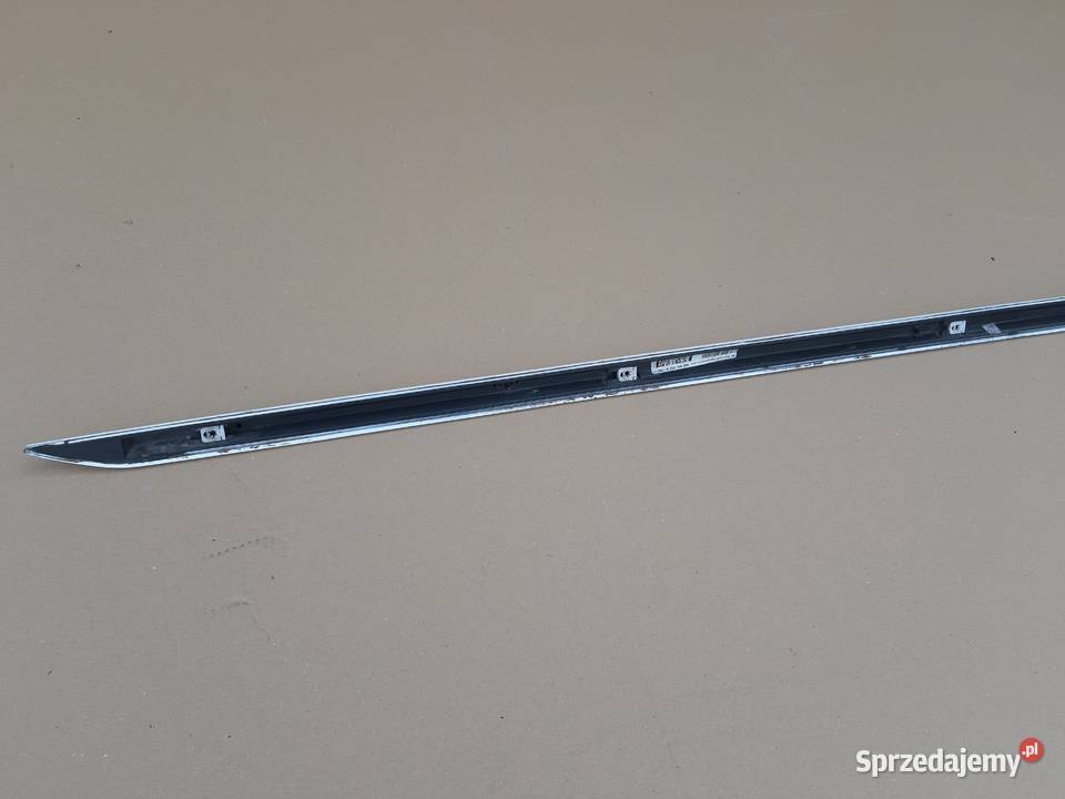 AUDI A4 B9 LIFT LISTWA PROGOWA PRAWA SLINE Trzciel