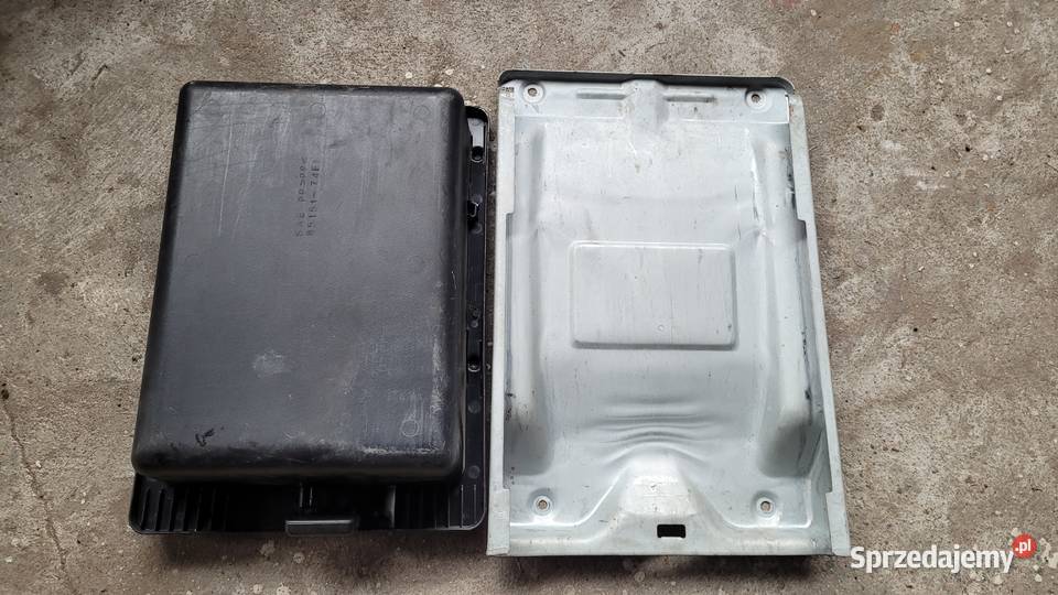 Suzuki Grand Vitara 9905 Schowek pod siedzenie Włocławek sprzedam