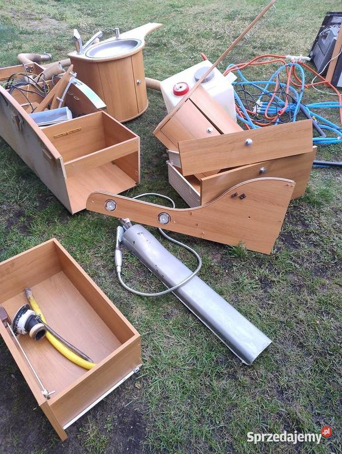 Wyposażenie przyczepy Dethlffes Set do budowy Truskolasy