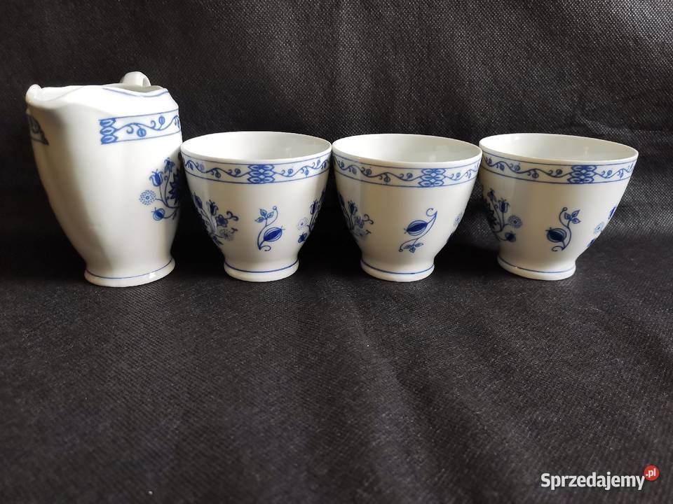 Stare filiżanki i mlecznik serwis Feston sprzedam