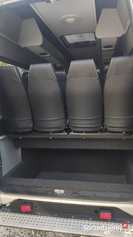 Sprzedam kupiony w polskim salonie Autobusy i minibusy Radom