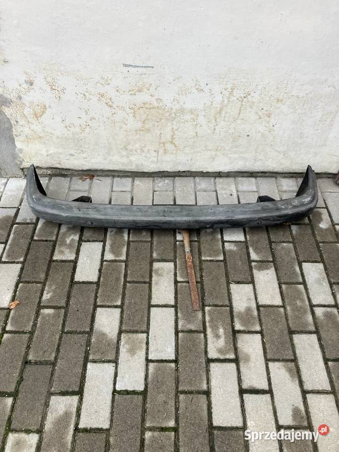 Fiat 126p zderzak tylny wąski plastikowy 1985