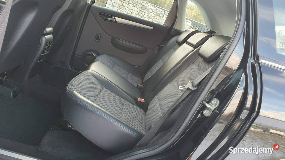 Mercedes B 200 20 CDI 140 LIFT Climatronic 218110km Chmielnik