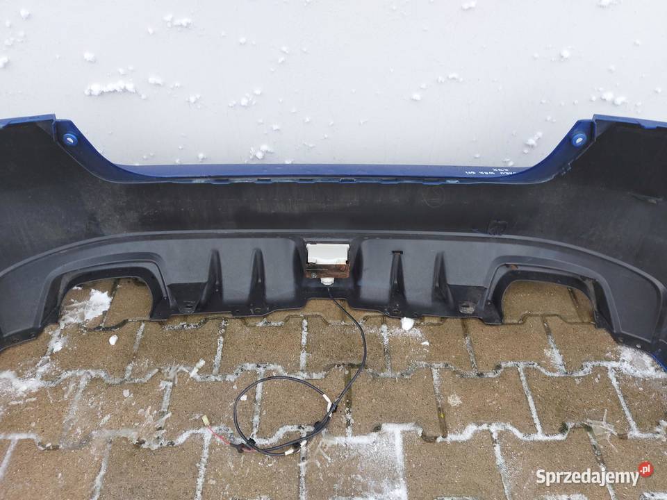 Subaru WRX STI 2015r zderzak tył tylny niebieski osobowe
