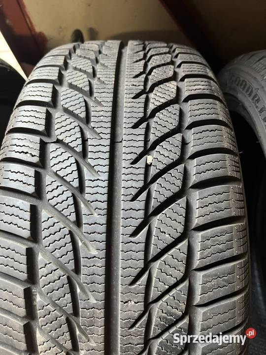 Opony zimowe goodride sw608 20545 r17 17cale małopolskie Tęgoborze sprzedam