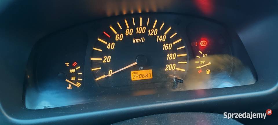 Opel Agila 12 benzyna 2002 OC do Maja 2026 PT na Chynów sprzedam