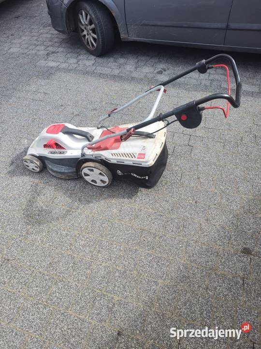 Kosiarka elektryczna sprawna z koszem Jeleśnia