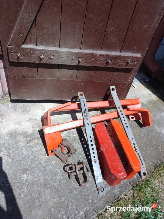 Wsporniki i skrzynki do MF255 3512 Wielgie sprzedam