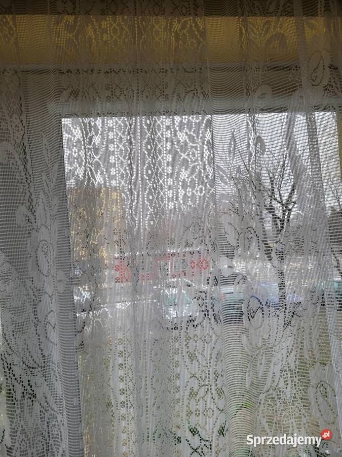 Sprzedam firankę podszytą taśmą Zelów