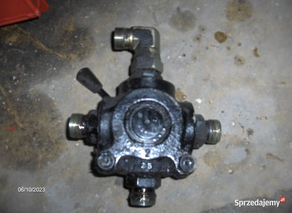 Zbiornik hydrauliczny