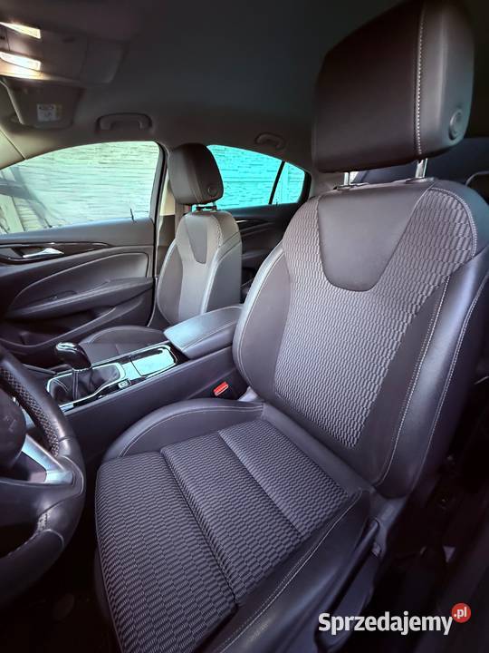 Opel Insignia hatchback 2021 20 diesel 175 Turek sprzedam