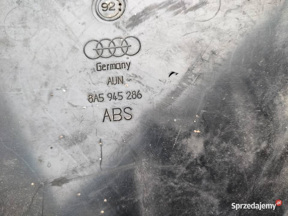 AUDI 80 B4 80B4 SEDAN OSŁONA TYLNEJ LAMPY W Kamień-Kolonia