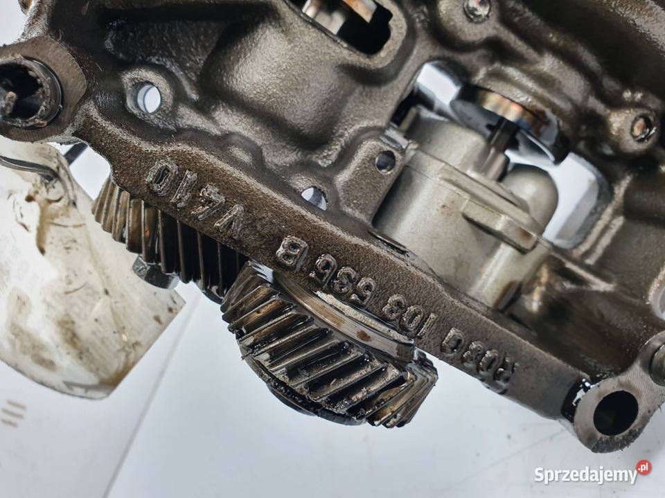 POMPA OLEJOWA AUDI A4 B8 CAGB 20 TDI Pozostałe Lipno