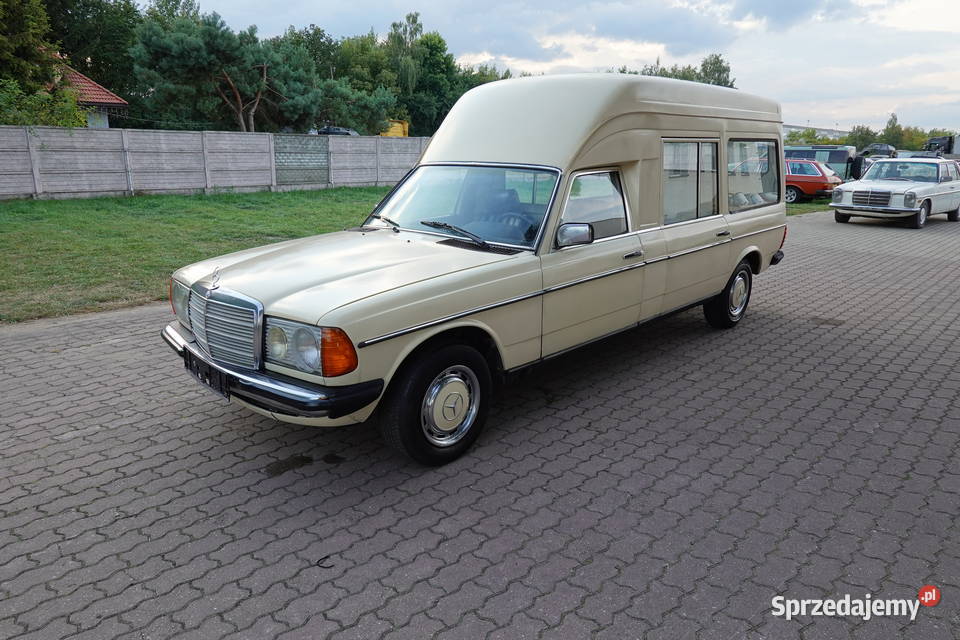 Mercedes W123 300D Kombi exambulanse Oryginalna