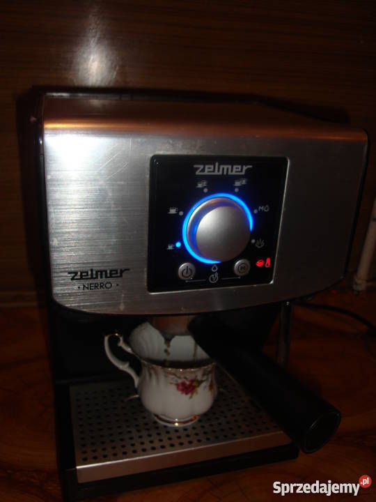 Ekspres ciśnieniowy Zelmer 13Z015 Nerro AGD drobne Łaziska Górne