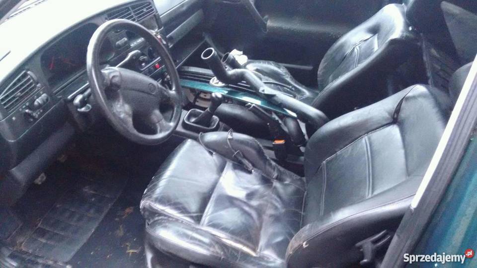 Volkswagen golf 3 19 tdi full na części skóry Bytów