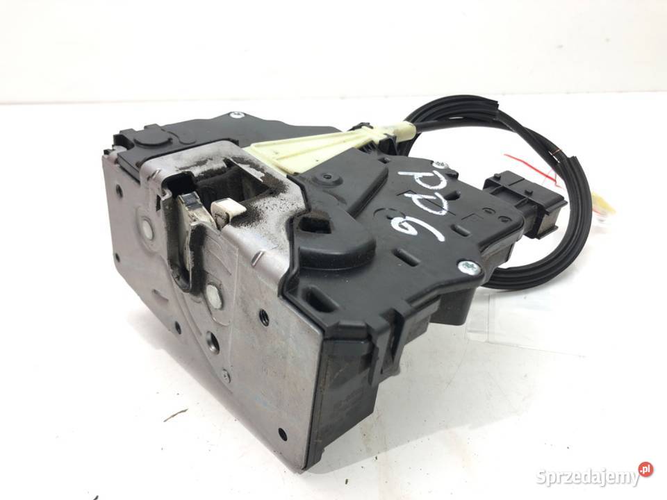 ZAMEK DRZWI PRAWY PRZÓD OPEL CORSA E Hatchback