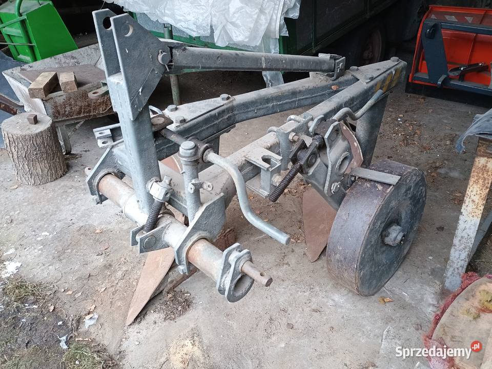 Pług Grudziądz 2 skiby dwa komplety lemieszy Pługi Jaworznia