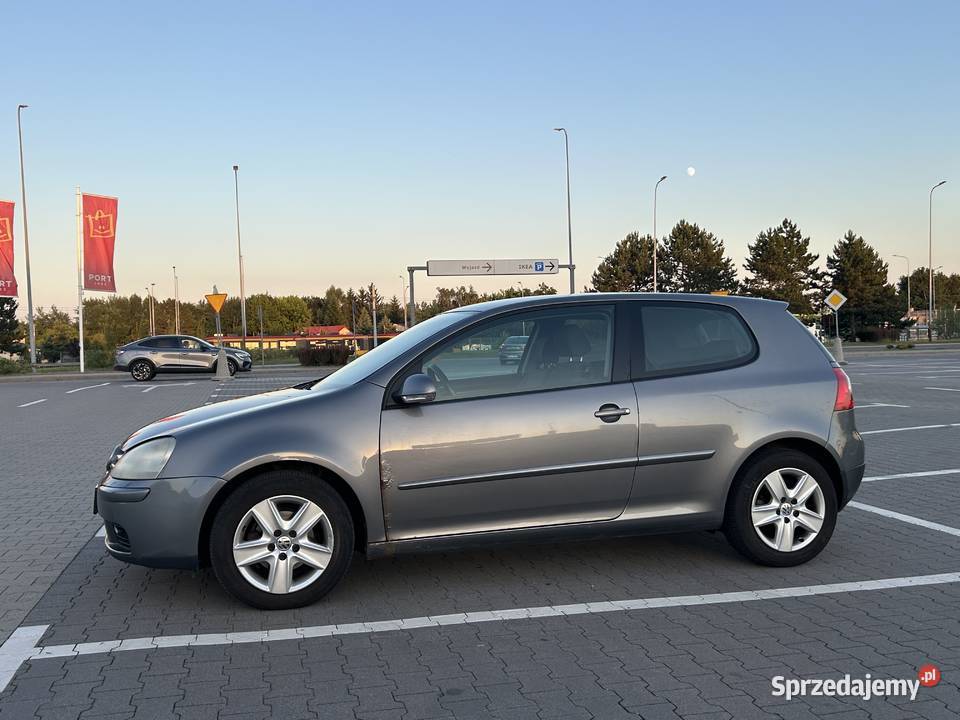 Volkswagena Golfa V z 2005 roku Łódź sprzedam