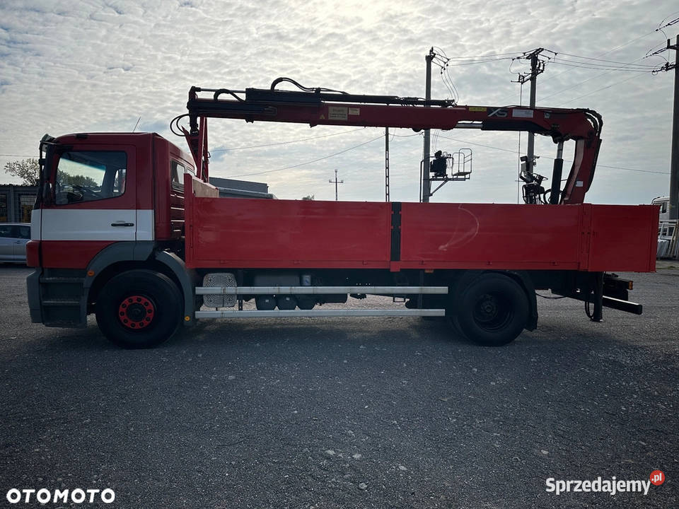 MercedesBenz Axor 1828 skrzyniowy HDS Hiab Łomża