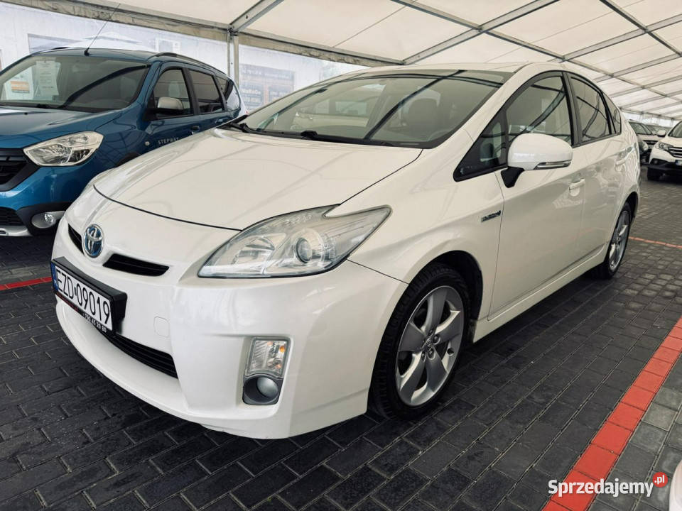 Toyota Prius 18 Benzyna HYBRYDA 180 Automat Zduńska Wola sprzedam