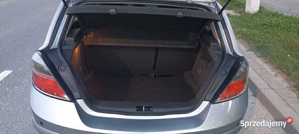 2009 Opel Astra III H lift 14 90 nowy rozrząd gniazdo AUX Lubawa