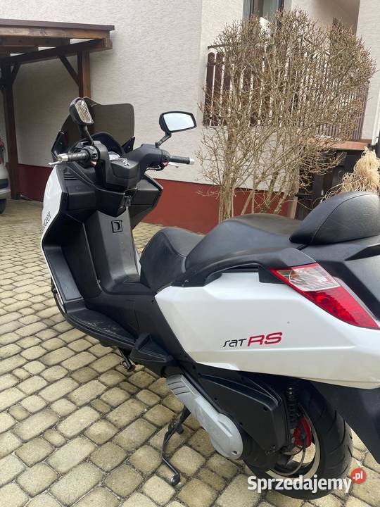 Skuter Peugeot Satelis 125 RS nieuszkodzony