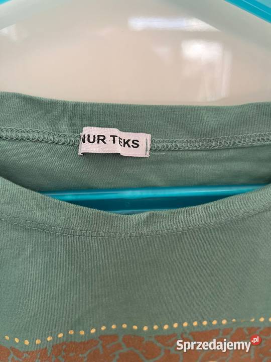 Fantastyczny zielona koszulka z złotą różą ML Gdańsk