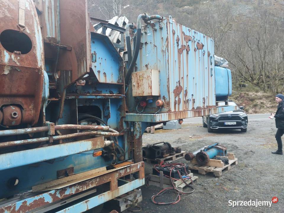 Prasa belownica do karoserii MOROS Pozostałe Sośno