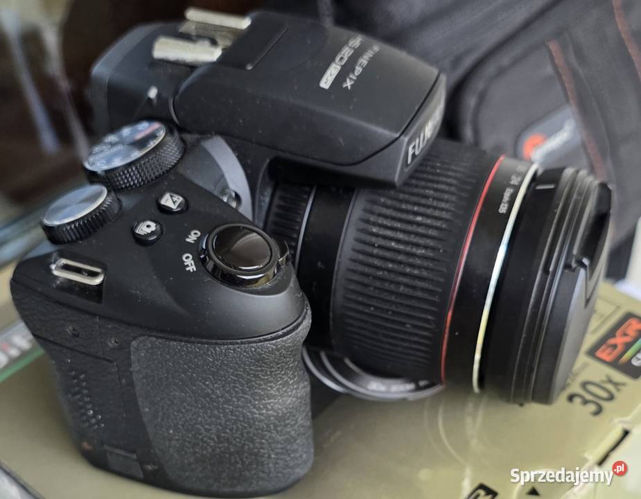 Sprzedam używany aparat fujifilm finepix HS20 pomorskie