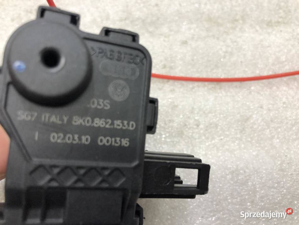 SILNICZEK KLAPKI PALIWA AUDI A5 8T 8K0862153D Wyposażenie elektryczne wielkopolskie