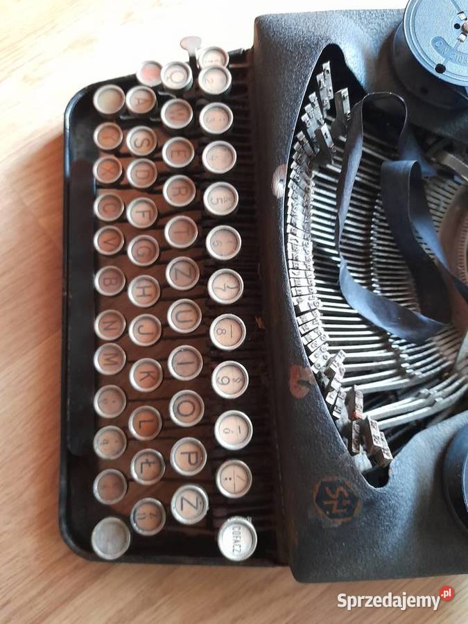 Stara niemiecka maszyna do pisania ERIKA Katowice