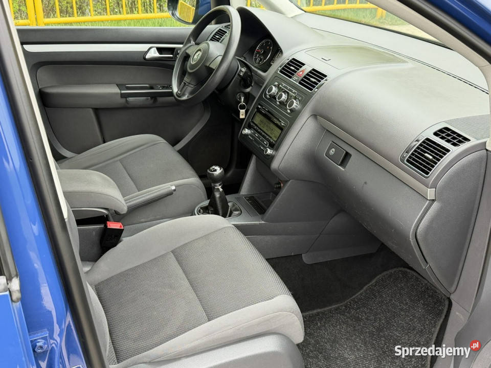 Volkswagen Touran Volkswagen Touran 16TDI 2010 ASR (kontrola trakcji) Gostyń