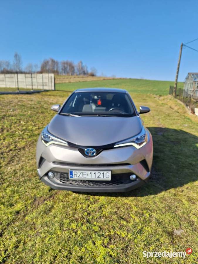 Sprzedam Toyotę chr nie wymaga wkładu podkarpackie Lutoryż