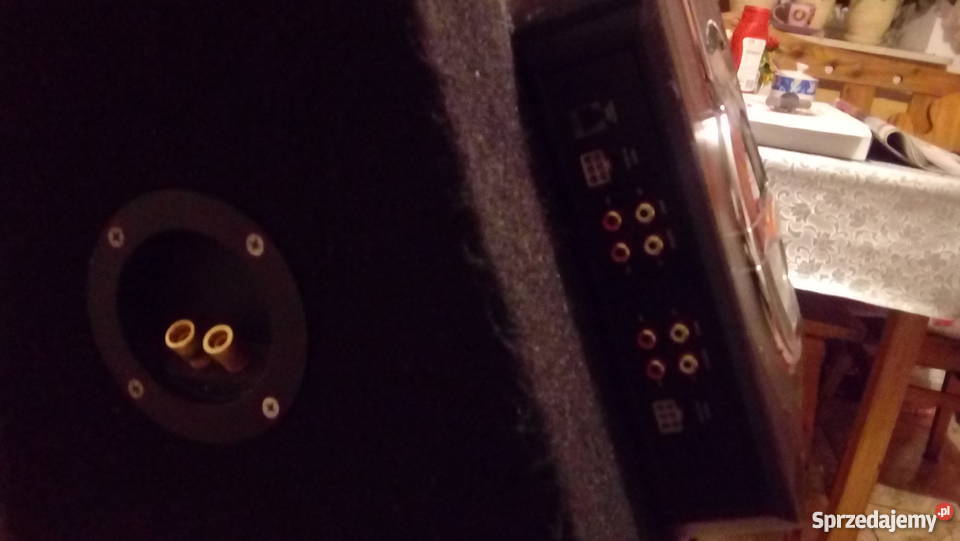 Wzmacniacz JENSEN 600 watt plus tuba Ilość kanałów 4