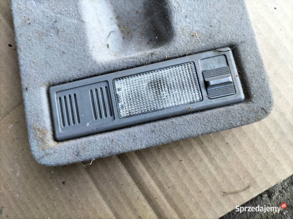 AUDI 80B4 80 B4 443877829 QR LAMPKA PODSUFITKI