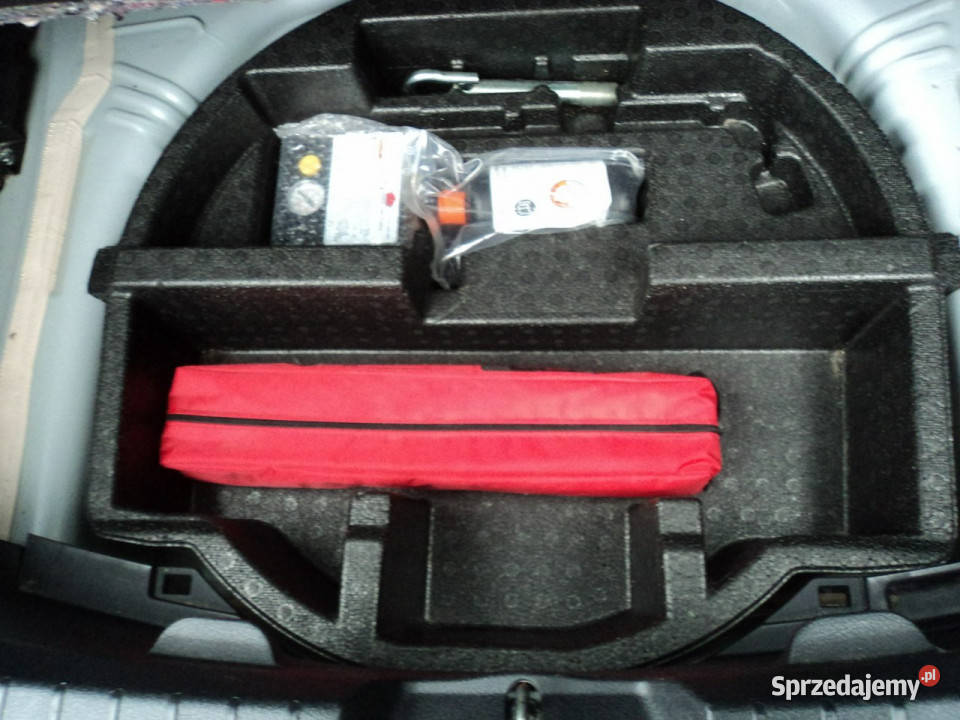 Toyota Yaris sprzedam ładną TOYOTE YARIS z 2015r Lublin