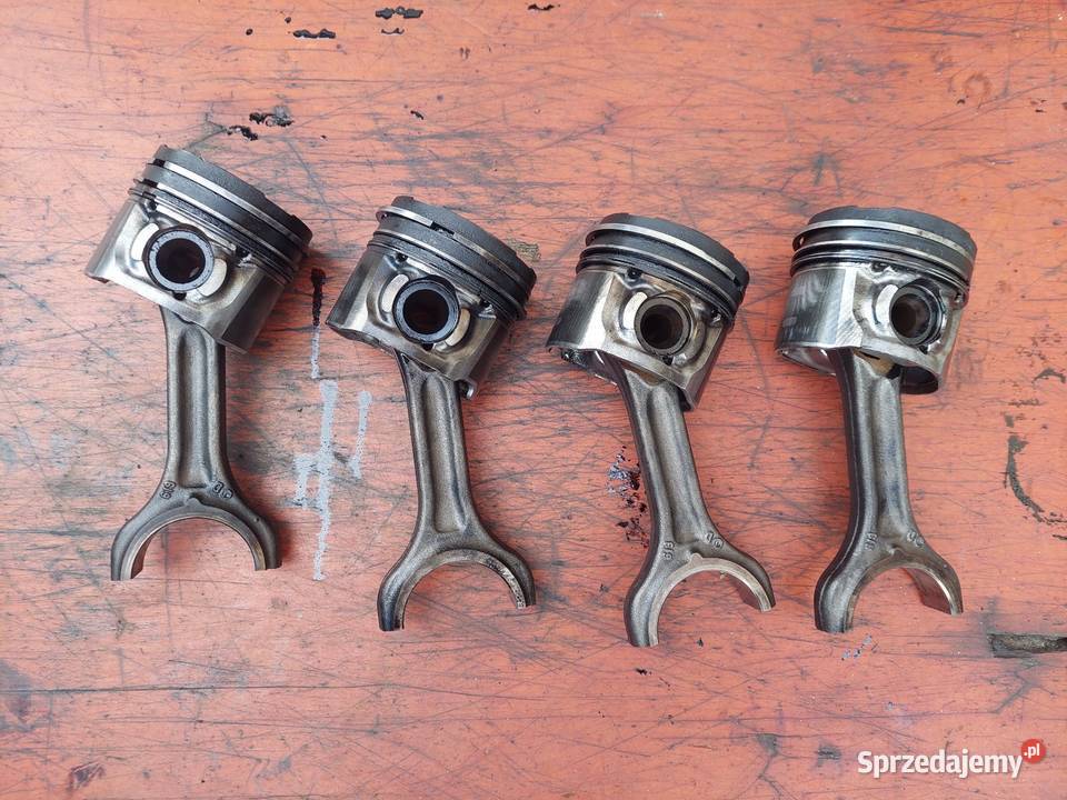 Tłoki korbowody 16 HDI TDCI 90 110 Peugeot