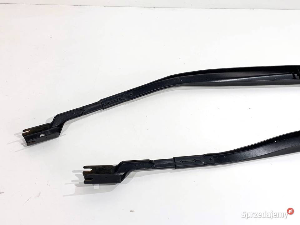 RAMIĘ WYCIERACZKI KOMPLET PRZÓD TOYOTA CHR