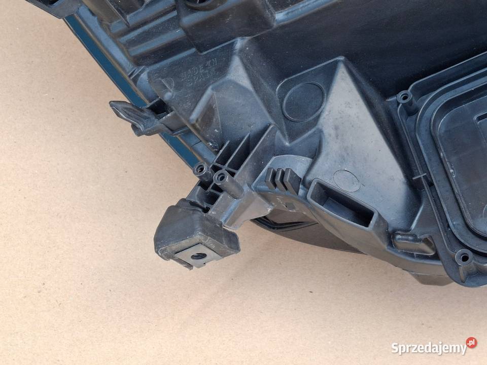 RENAULT MEGANE IV 4 REFLEKTOR LEWY LAMPA LEWA H7 Bieleń sprzedam